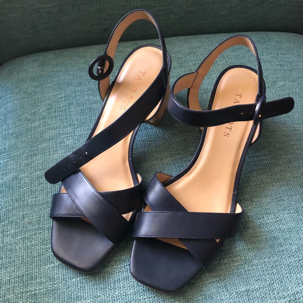 Size 7.5 Talbots Sandle / Heel - Like New
